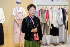 银基广场参展2025CHIC展示时髦华夏新风度